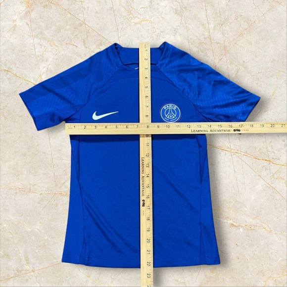 NWT Nike 2022-23 PSG DF Strike SS Youth Top Blue‎ Size Small slim fit - Picture 3 of 6